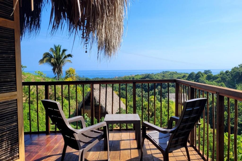 Vista Al Mar Y Jacuzzi Privado